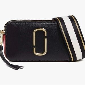 Marc Jacobs snapshot bag!! Black and Gold Crossbody Bag with Camera Style